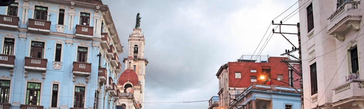 Round trip Cuba with Privaira