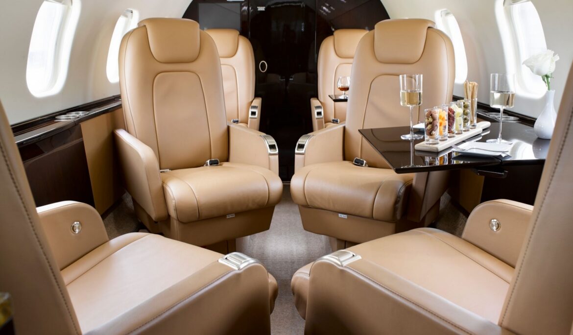 How clean is the cabin air on a private jet